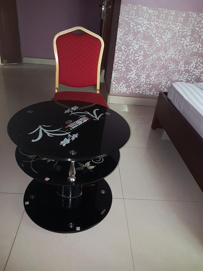 Hotel La Benediction Goma Екстер'єр фото